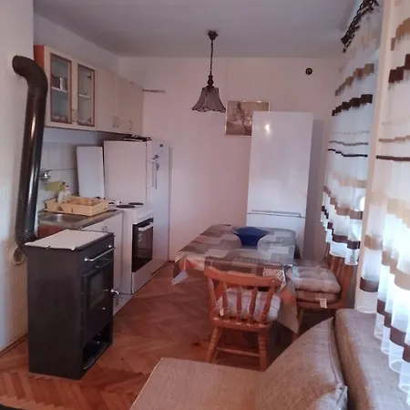 Celikovic Centar Samca, Parking, Balkon, Wifi *