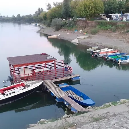 Celikovic Centar Samca, Parking, Balkon, Wifi דירה Bosanski Samac