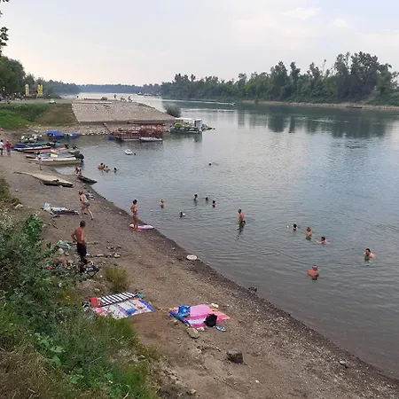 Celikovic Apartament *