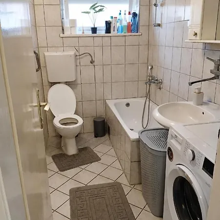 Apartman Celikovic Centar Samca, Parking, Balkon, Wifi