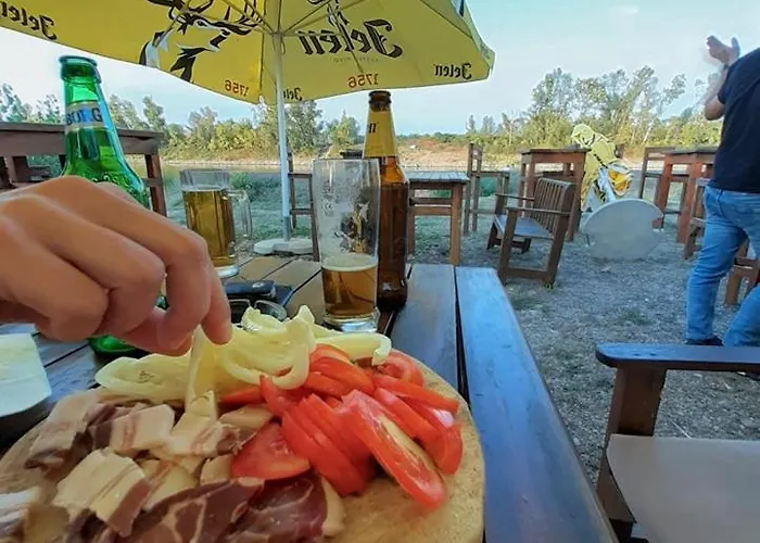 Celikovic Centar Samca, Parking, Balkon, Wifi דירה Bosanski Samac