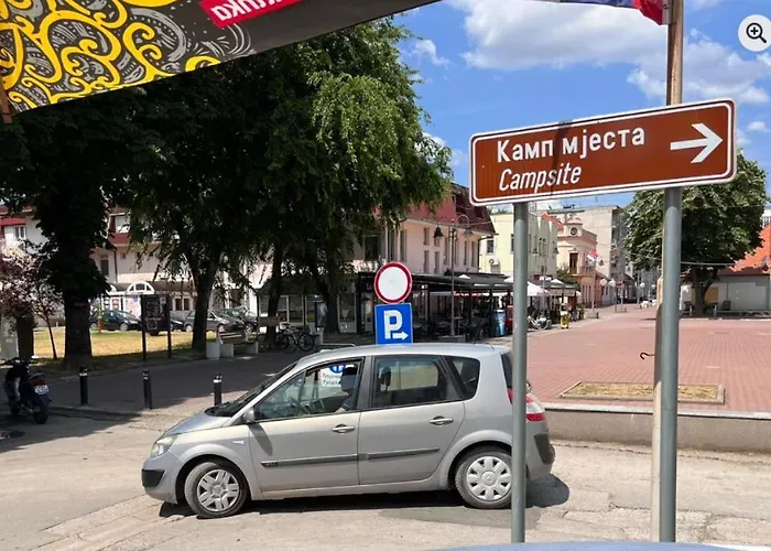 Celikovic Centar Samca, Parking, Balkon, Wifi דירה *