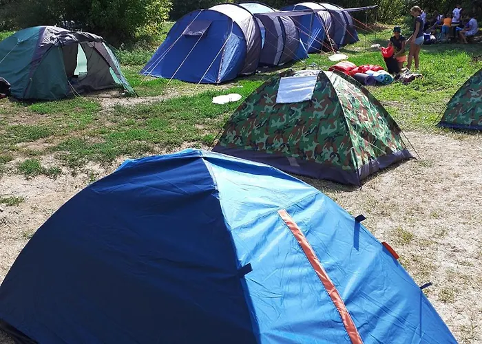 Celikovic Centar Samca, Parking, Balkon, Wifi דירה *